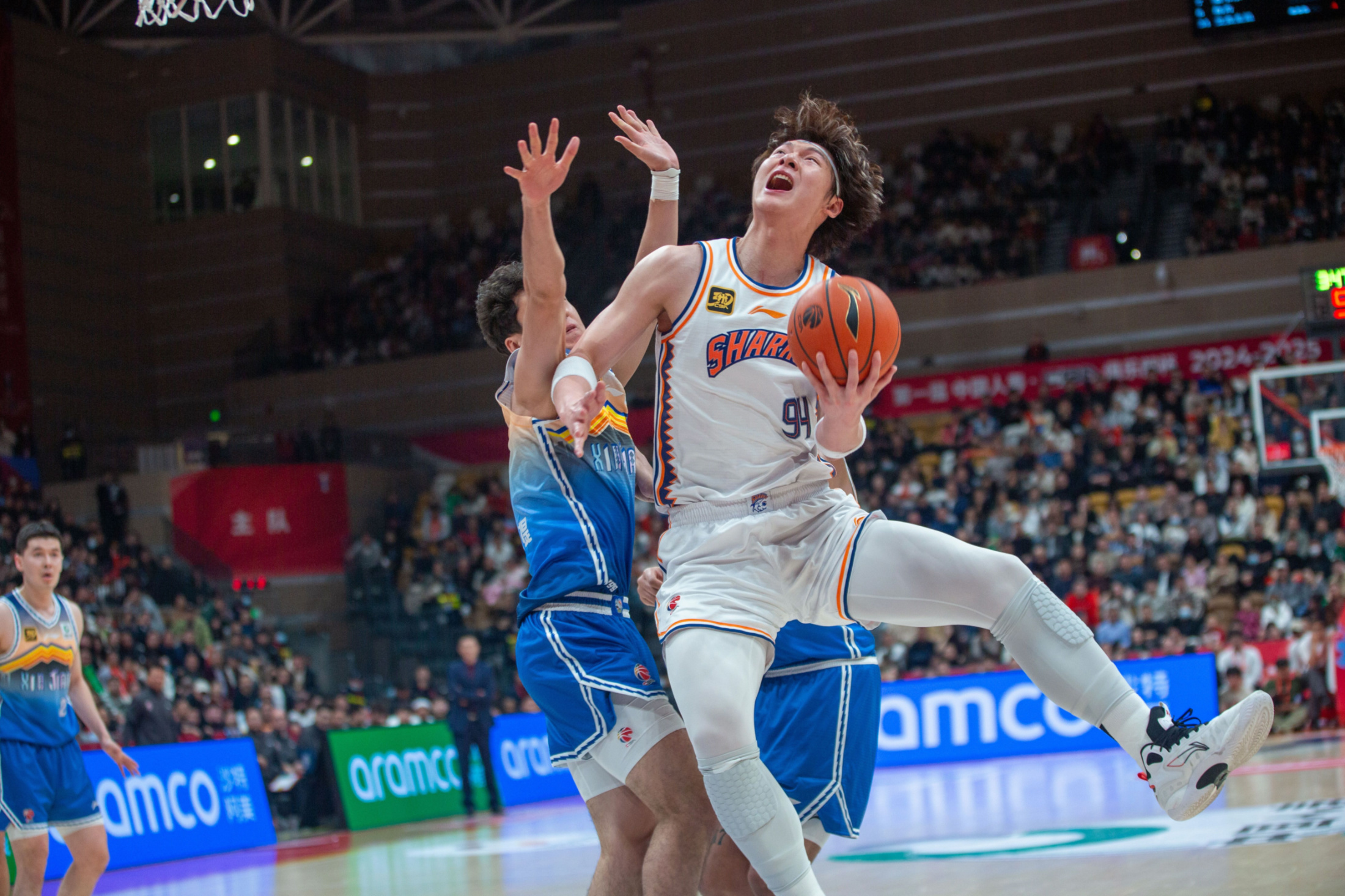 关于风云突变！曼联今晨篮板制胜；CBA常规赛版图或变；话题不断；团队化学反应显著的信息-九游下载安装